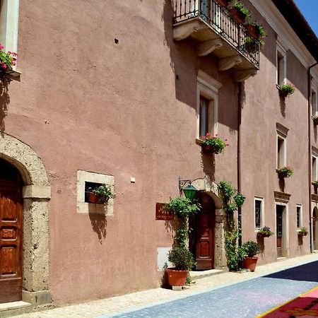Hotel Alle Vecchie Arcate Пескассероли Экстерьер фото